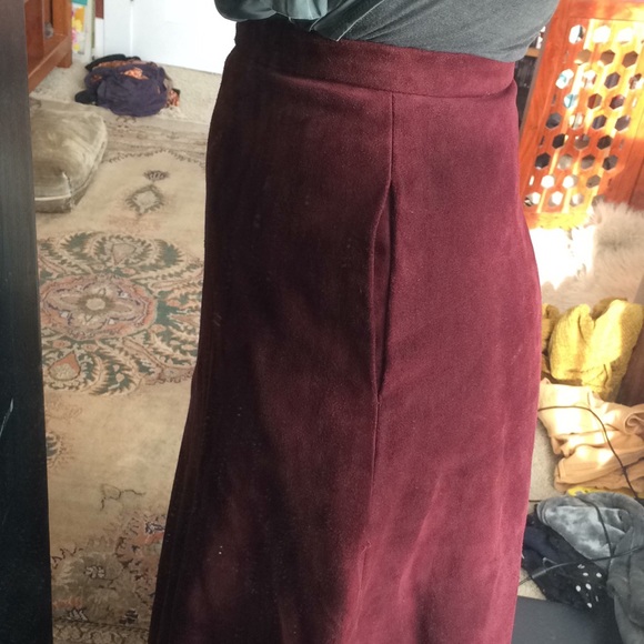 Incredible✨Full Length Leather Skirt - Picture 3 of 10